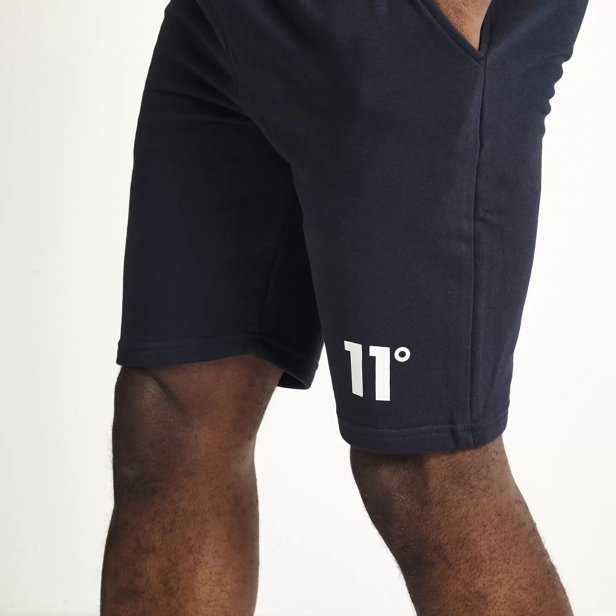 11 store degrees shorts